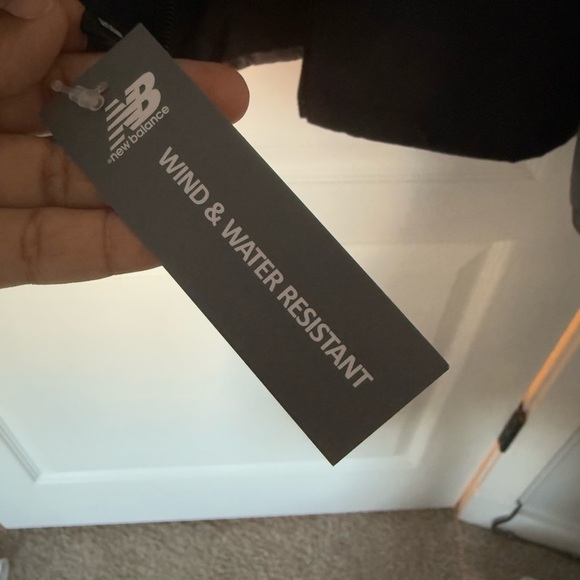 New Balance Black and Gray Windbreaker Jacket - Picture 5 of 9